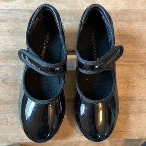 Gently worn girls size 11 Weissman Tap shoes